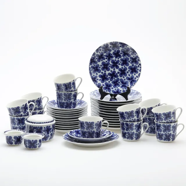 MARIANNE WESTMAN. Kaffeservis, 42 delar, porslin, "Mon Amie", Rörstrand.