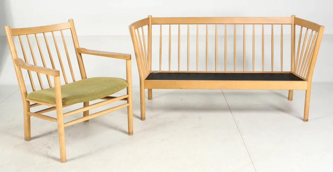 Erik Ole Jørgensen for Kvist Möbel. Two-seater slatted sofa and armchair, model J147 and J148 (2) — Furniture/Lounge suites, sofas — Lauritz