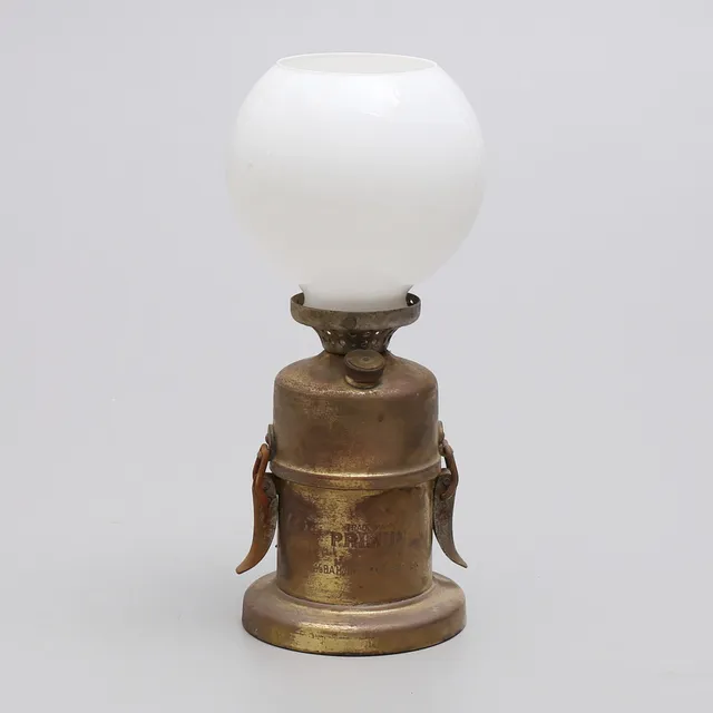 KARBIDLAMPA, mässing och opalglas, Primus Nr. 1021, 1900-tal.