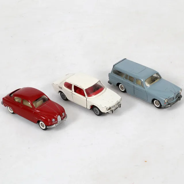 MODELLBILAR, 3 st, plåt, Volvo 221/Saab 99/Saab 96. Nr 830/837/827, Tekno Toys, Danmark.