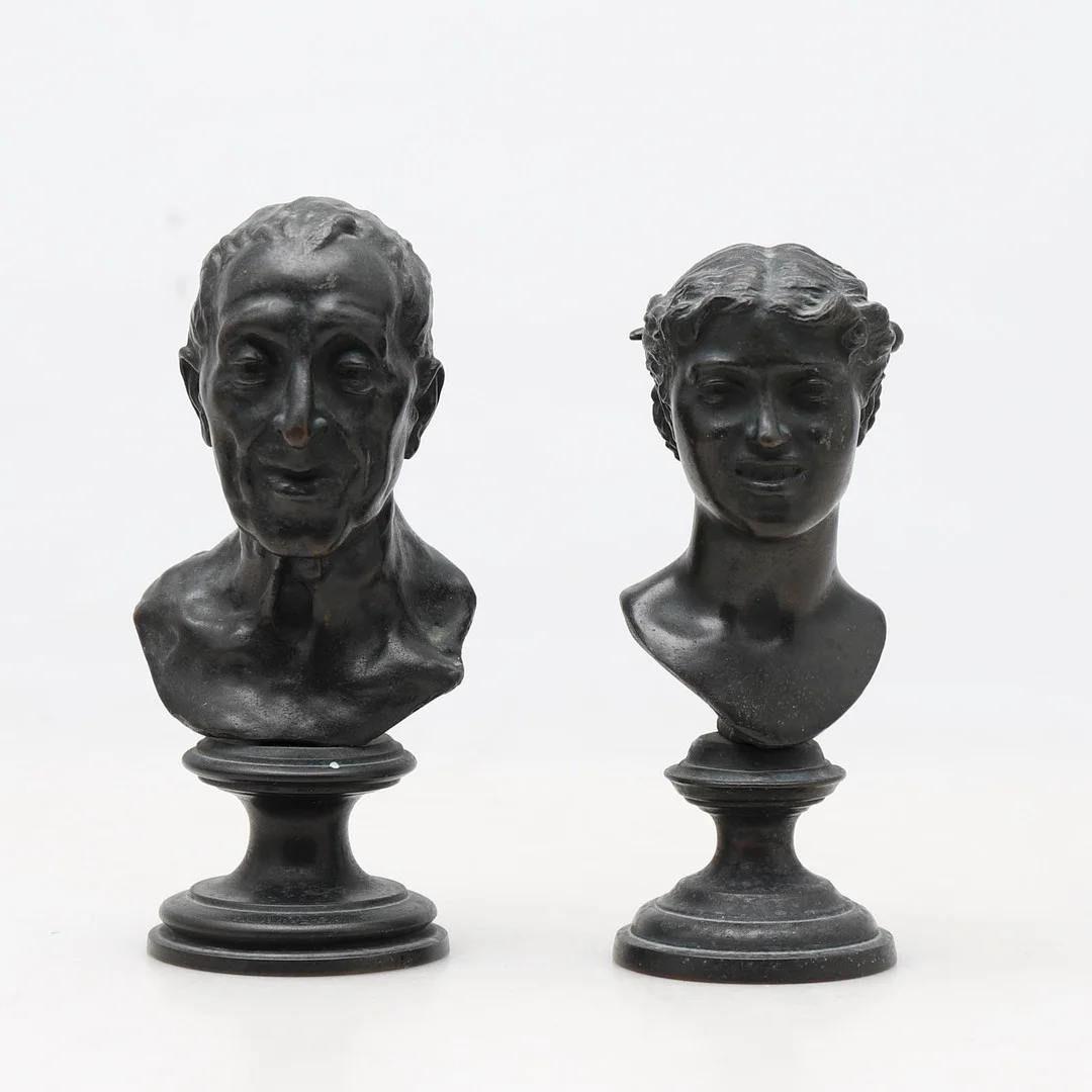 IN THE STYLE OF VINCENZO GEMITO. Diderot and lady. — Sculptures & Bronzes — Balclis