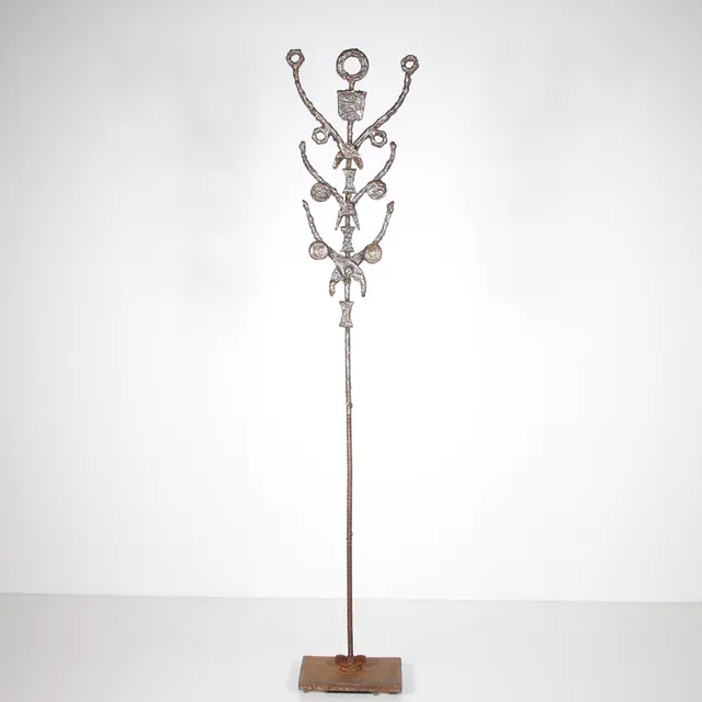 BILL MICHAEL LAUX. ATELIER. 'Totem', Skulptur, Unikat.
