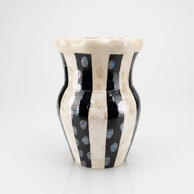 ÅSA HELLMAN. VAS, "ITHAKA V", signerad Åsa Hellman Finland, ca 1990.