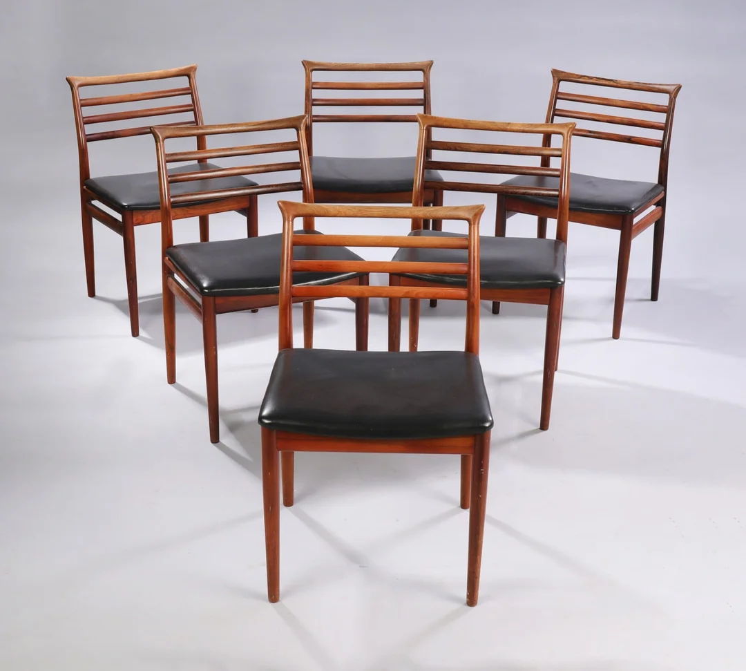 Erling Torvits. A set of six rosewood chairs (6) — Furniture/Chairs — Lauritz