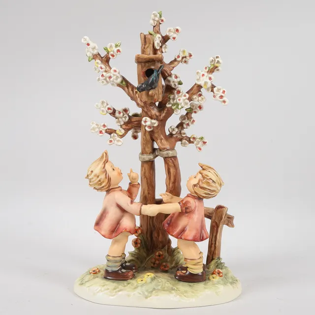 MARIA INNOCENTIA HUMMEL. Figurin, "Welcome Spring", porslin, Goebel, Tyskland, 1993.