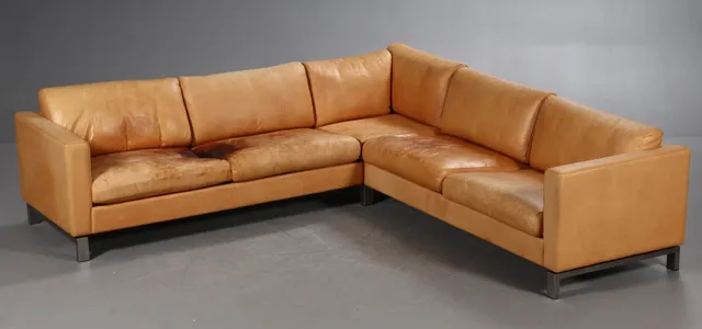 Mogens Hansen. Modulsofa / hjørnesofa, cognacfarvet vegetallæder, model 321