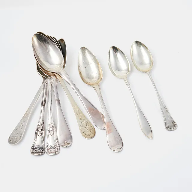 MATSKEDAR. 9 st, silver, olika tillverkare, årtal samt modeller, bla. Nils Limnelius, Stockholm, 1798, 17/1800-tal.
