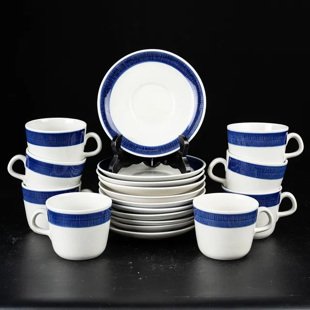 HERTHA BENGTSON. Kaffeservis, 19 delar, "Koka Blå", Rörstrand.