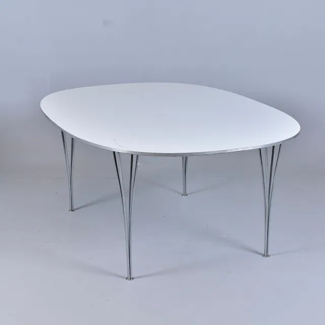 BRUNO MATHSSON / PIET HEIN. Matbord, Fritz Hansen.