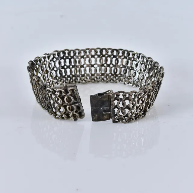ARMBAND, sterlingsliver, Sahlgrens Guldsmide Västerhaninge 1975.
