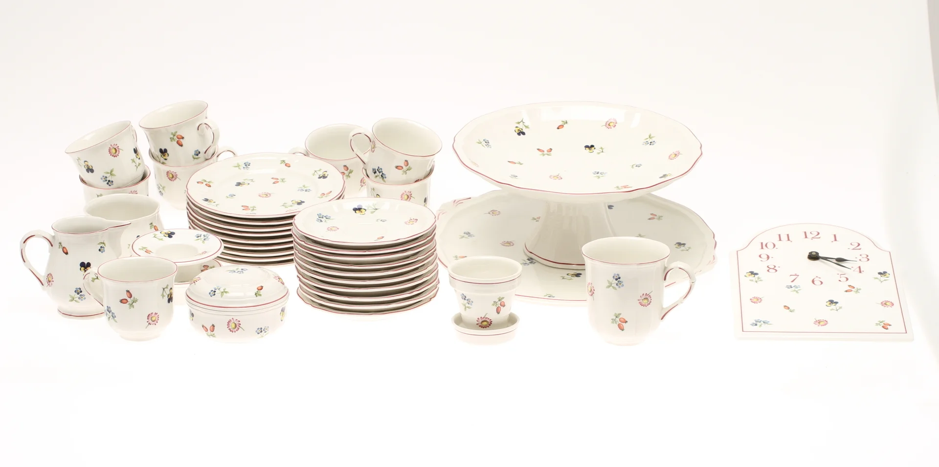 SERVISDELAR, ca 27 delar, "Petite Fleur", Villroy & Boch. — European — Auktionshuset Kolonn