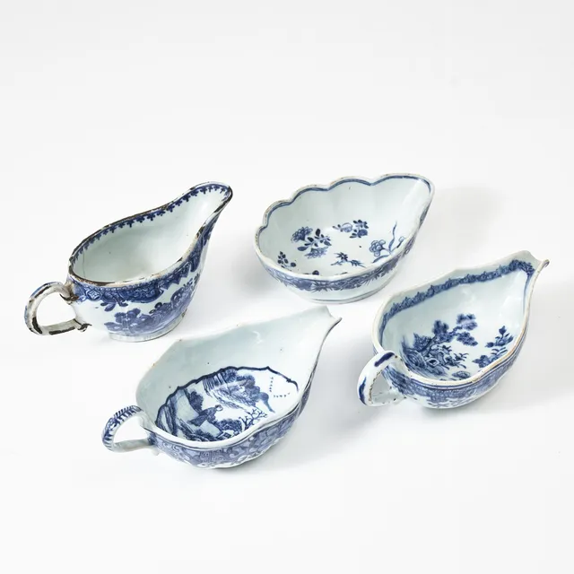 SÅSSNIPOR, 4 st., porslin, Kina, Qianlong (1736-1795), varierande dekor i underglasyrblått.