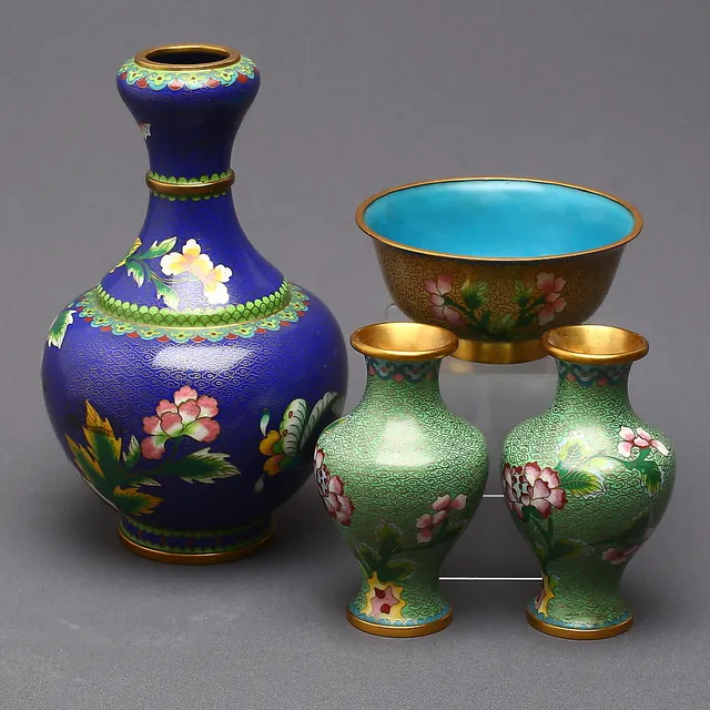 CLOISONNÈ, 4 delar.