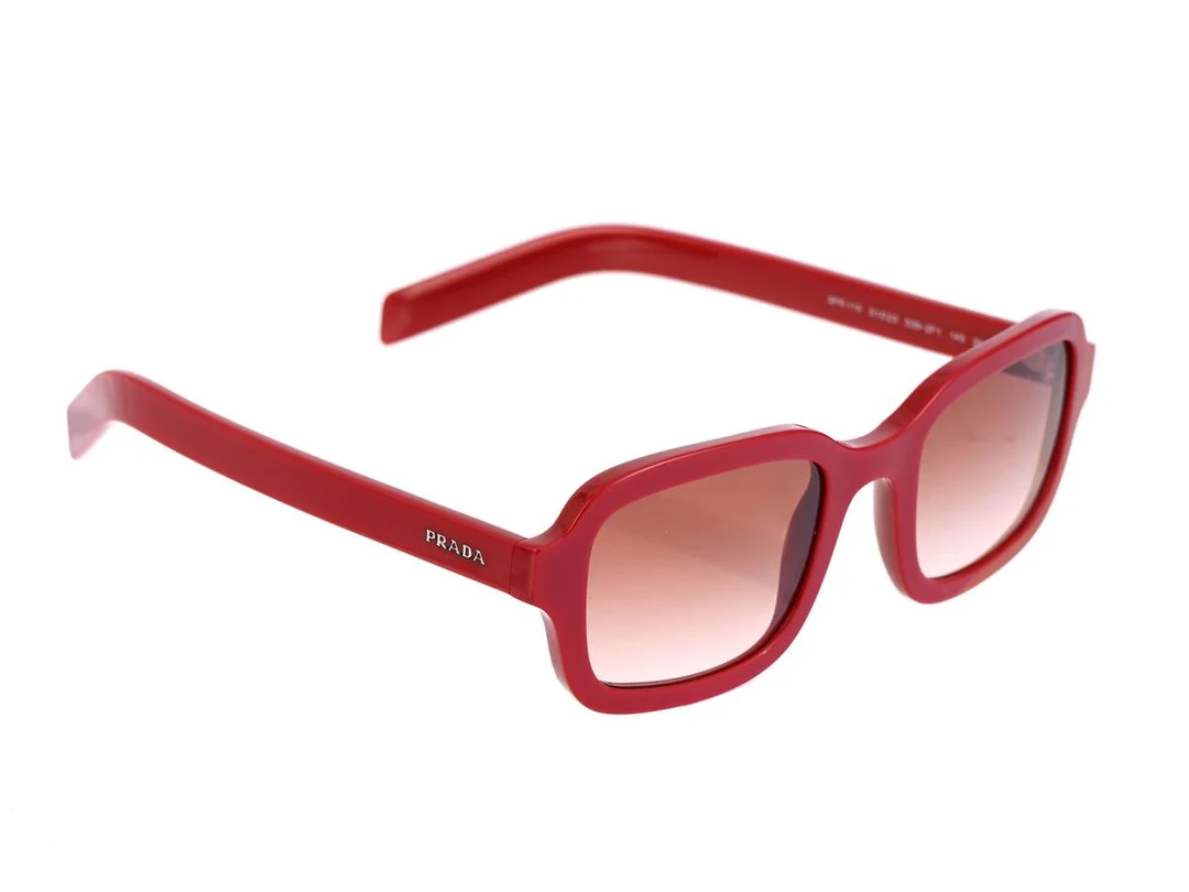 SOLGLASÖGON, PRADA, SPR, 11X, 51 23, 539-2F1, 145, 2N, röda bågar, bruna glas, putsduk, etui, kartong. — Accessoarer/Solglasögon — Kaplans