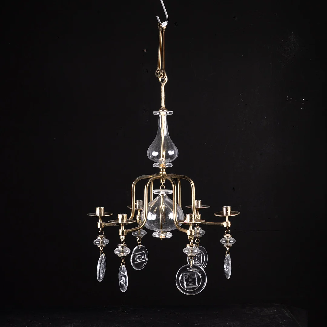 ERIK HÖGLUND. Ljuskrona, 6-armad, Boda smide. — Chandeliers — Handelslagret Auktionsservice