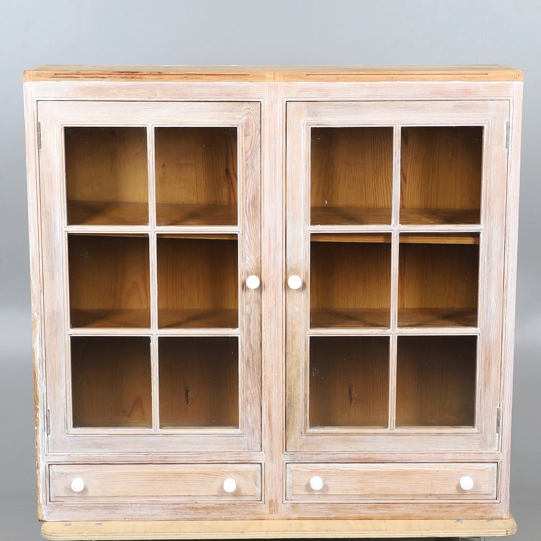 A NORSTAR PINE GLAZED CUPBOARD TOP. — Cupboards, Cabinets & Shelves — Lawrences Auctioneers