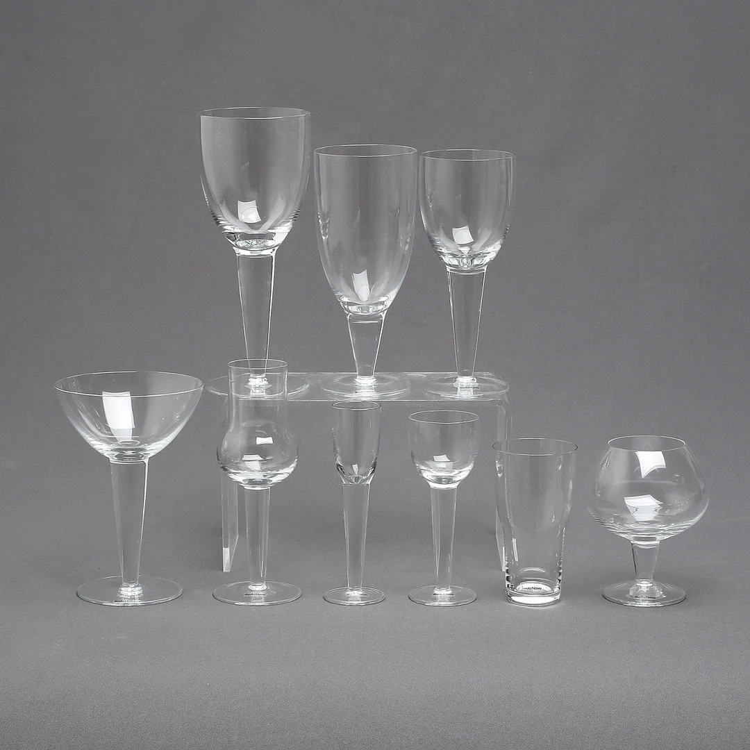 LISELOTTE HENRIKSEN. glasservis, 49 delar, "Select", Boda Nova. — Tableware — Auktionshuset Kolonn