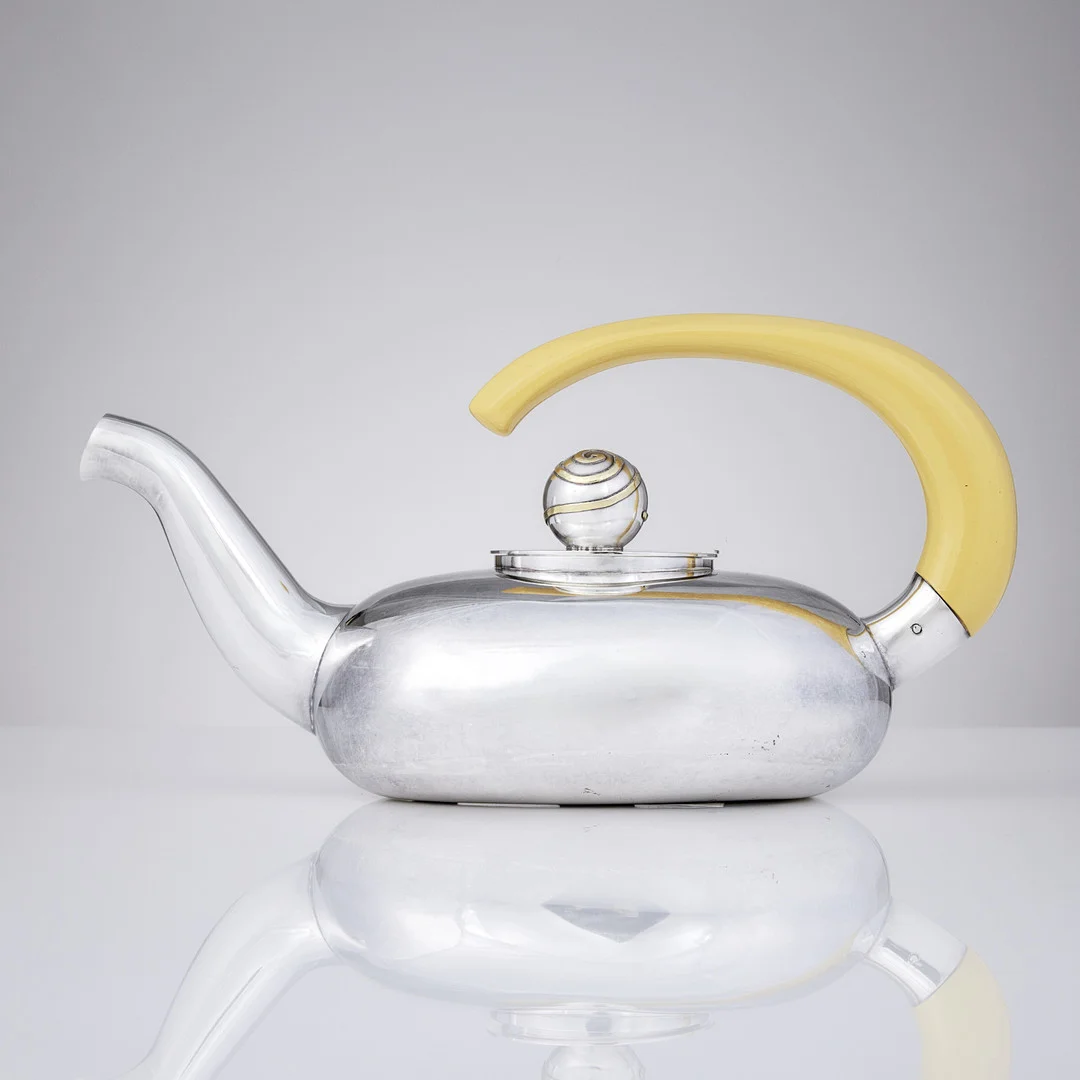 KARLHEINZ SAUER. Tekanna, silver 925/1000, Västerås 1984. — Silver — Stockholms Auktionsverk Fine Art