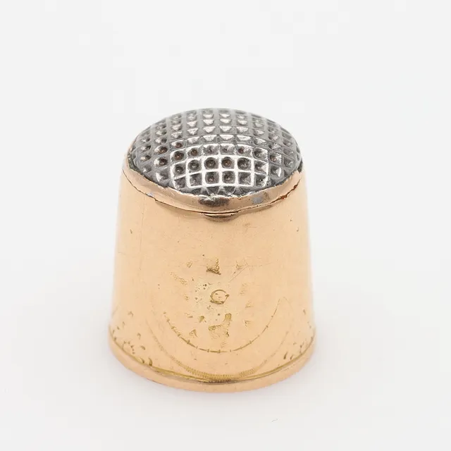FINGERBORG, 18 K GULD OCH STÅL.