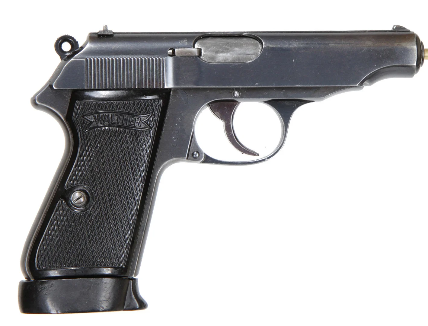 102. PISTOL, tysk, Halvautomatisk, fabrikat Walter Zella-Mehlis, modell PP, kaliber .22LR, tillv.nr 193057P, se-nr SE0208385. — Pistols — Walter Borg