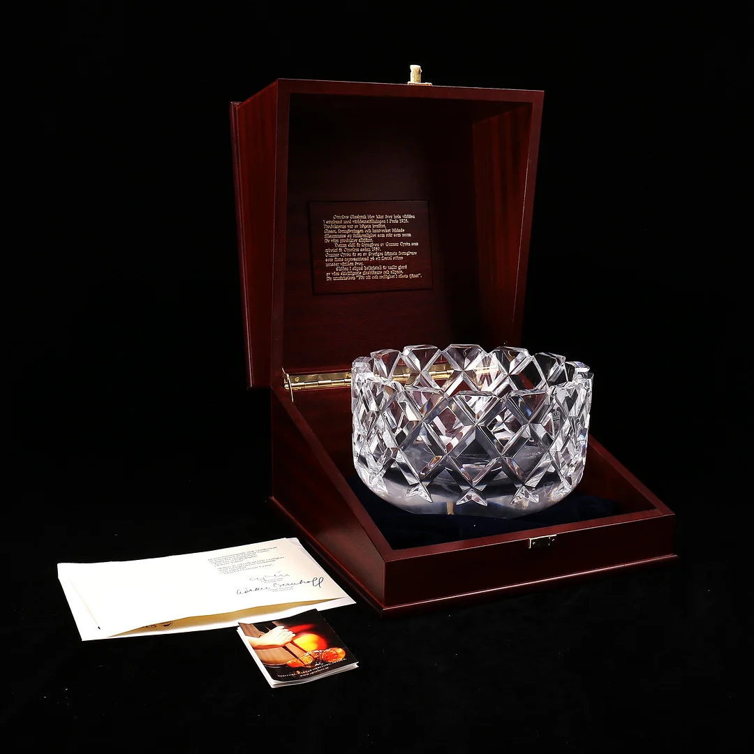 GUNNAR CYRÉN. "Sofiero", glas, signerad, Orrefors. — Utility glass — Växjö Auktionskammare