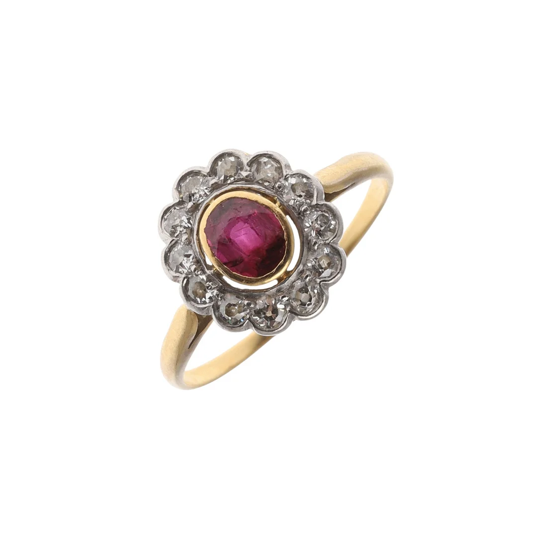 A RUBY AND DIAMOND CLUSTER RING. — Rings — Lawrences Auctioneers