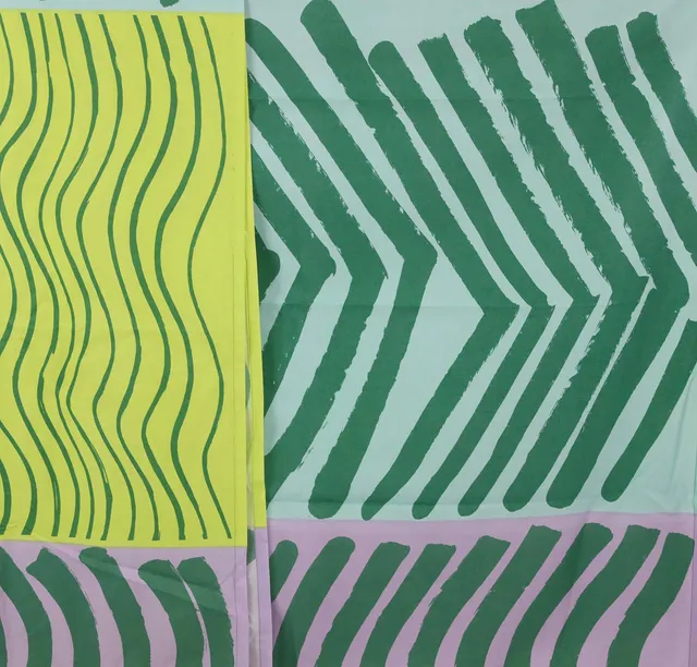 MAIJA ISOLA. gardiner, ett par, Silkkikuikka, Marimekko.