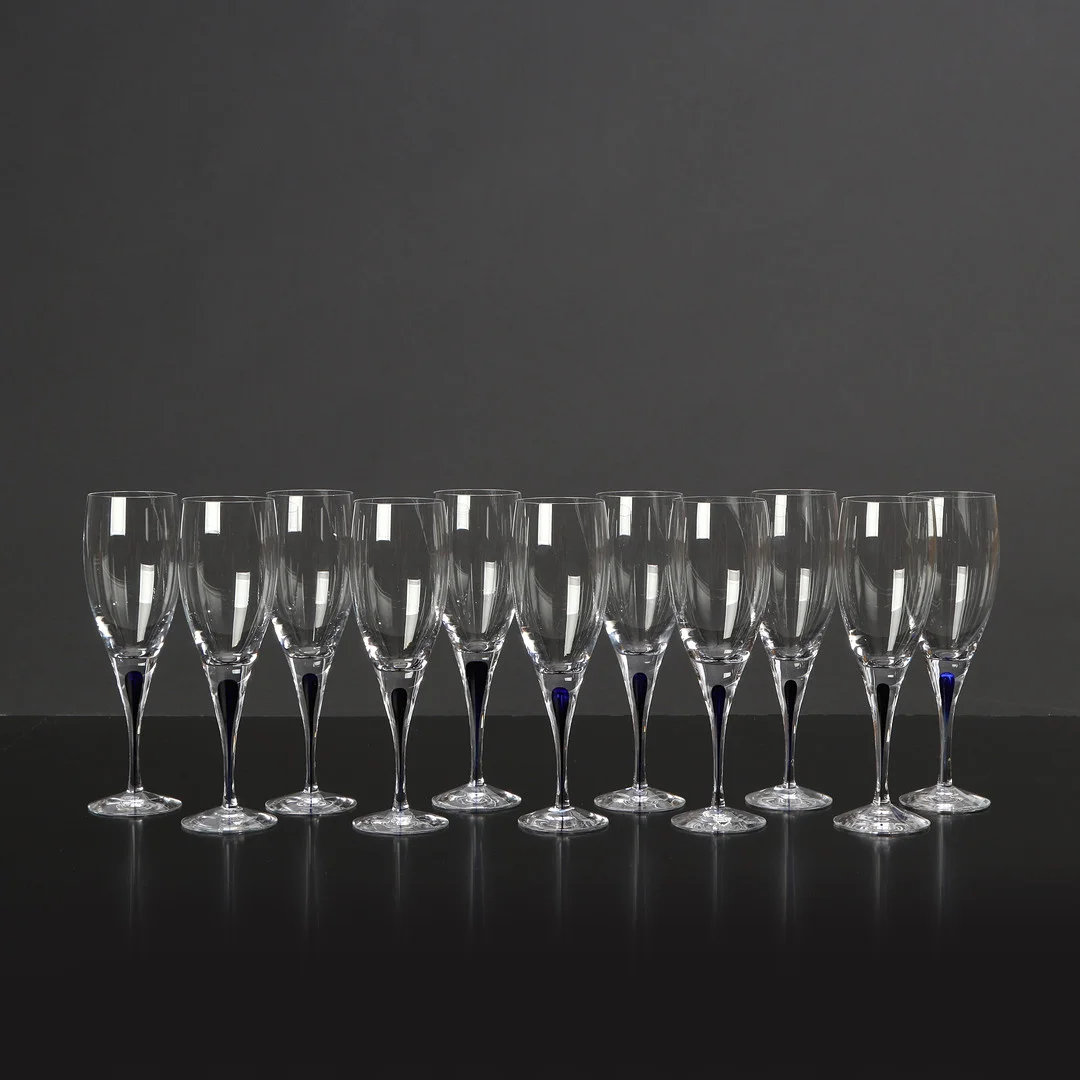 ERIKA LAGERBIELKE. VINGLAS, 11 ST. "Intermezzo", Orrefors. Märkta undertill. — Tableware — Skånes Auktionsverk