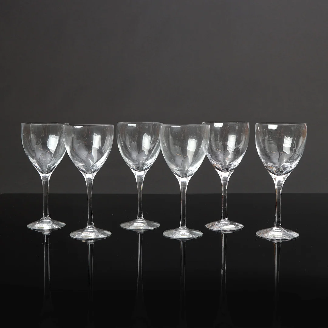 BERTIL VALLIEN. VINGLAS, SEX ST. Kosta Boda, "Chateau". — Tableware — Skånes Auktionsverk