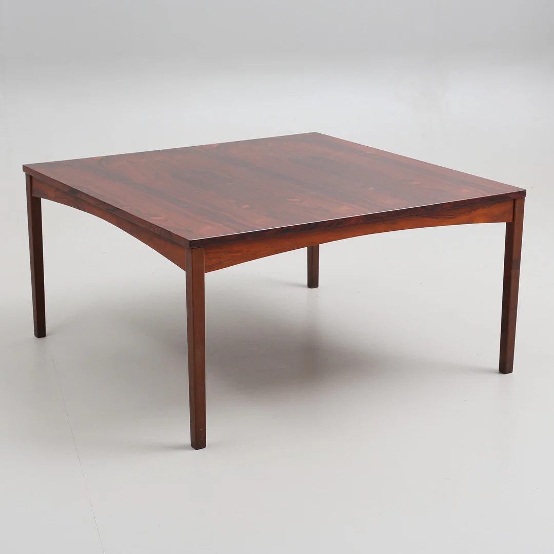 SOFFBORD, jakarandafanér, kvadratiskt, 1960/70-tal. — Tables — Auktionshuset Thelin & Johansson