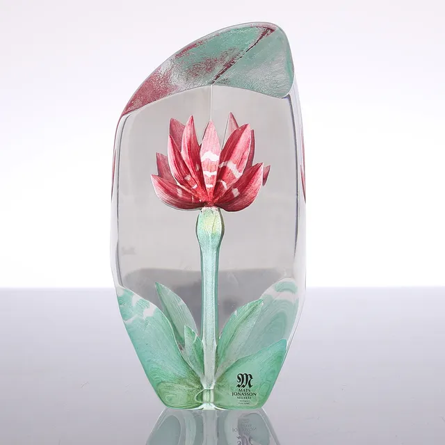 MATS JONASSON. Skulptur, glas, signerad "MJ Sweden 3817", Målerås.