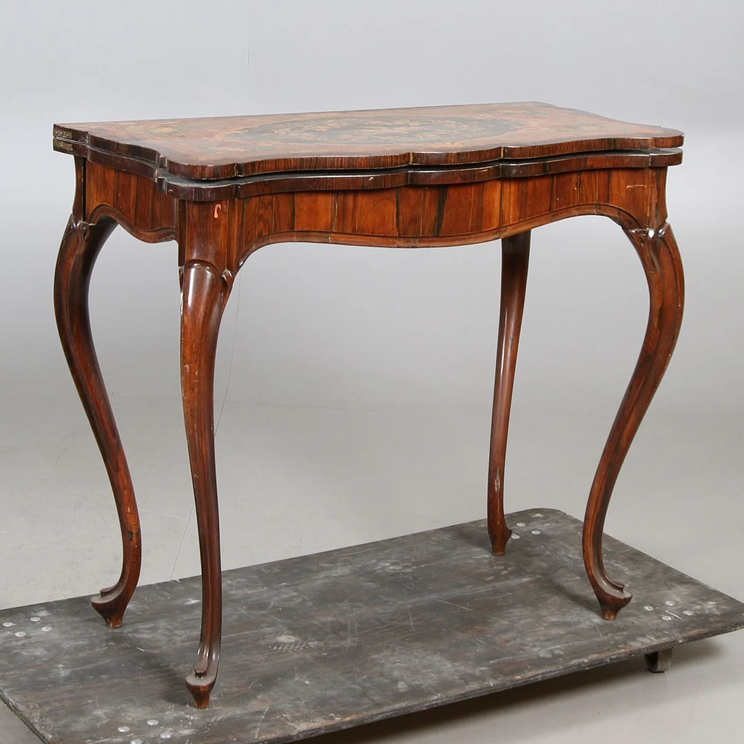 SPELBORD, Louis XV-stil, troligen Holland, 18/1900-tal. — Tables — Stadsauktion Sundsvall