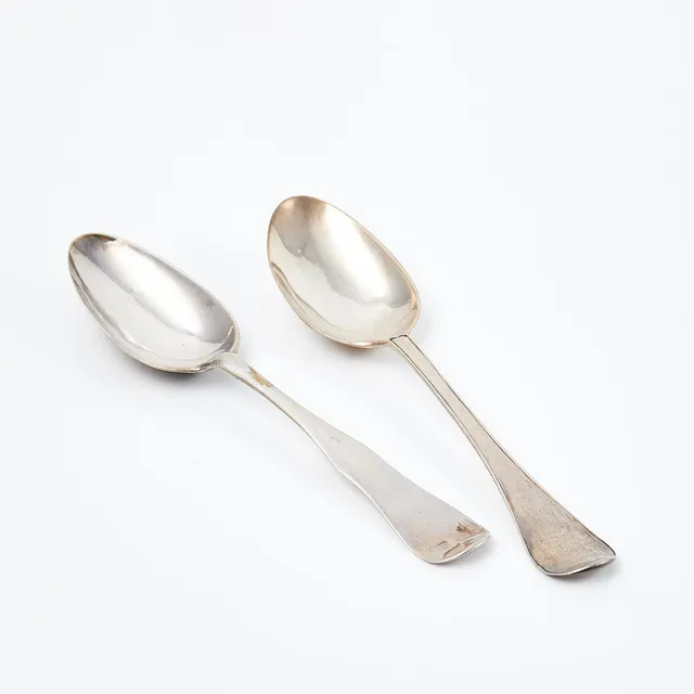 MATSKEDAR. 2 st, silver, 1700-tal.