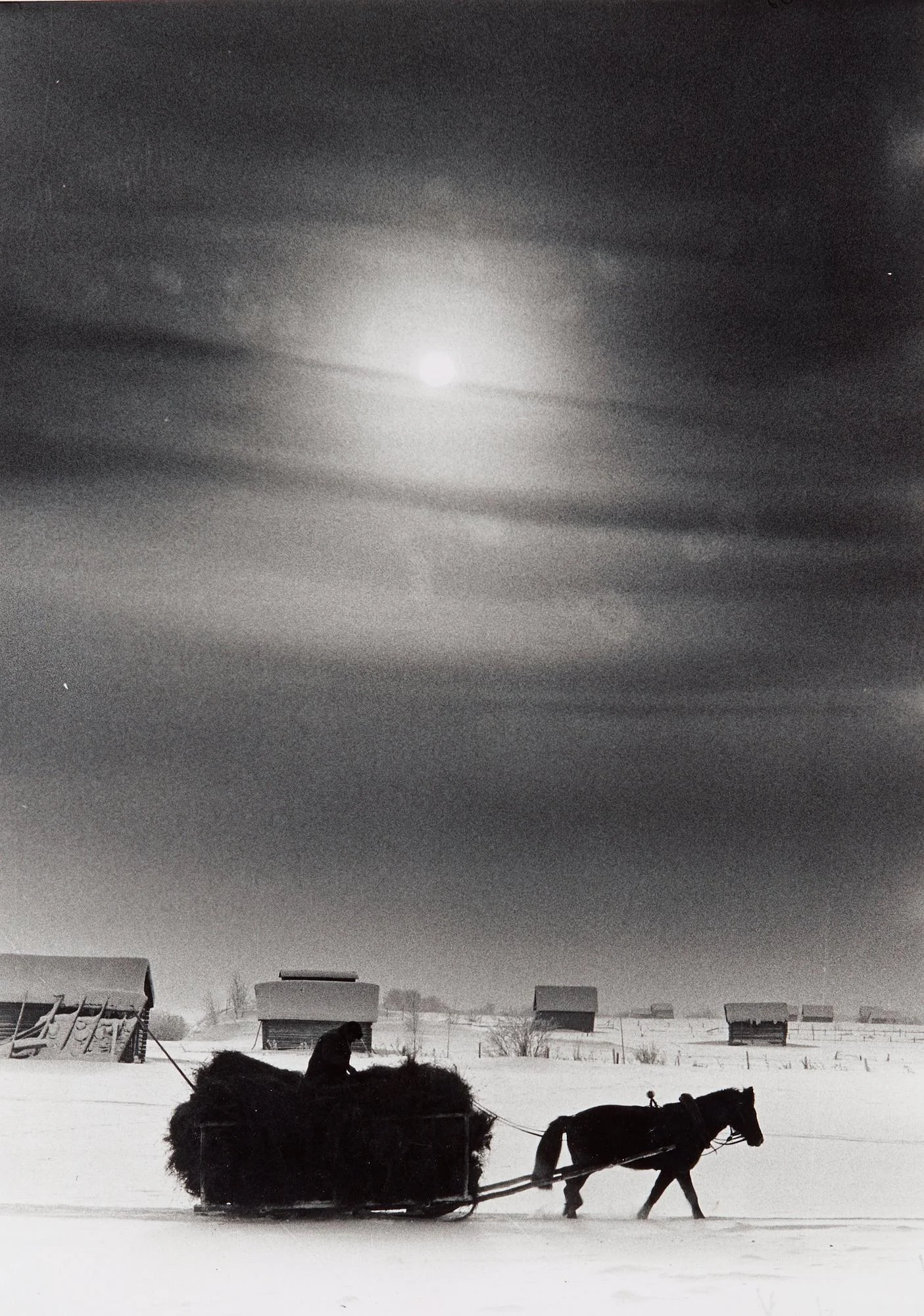Sune Jonsson, "Hemkörning av hö, Övertorneå, Norrbotten, 1966". — Bukowskis