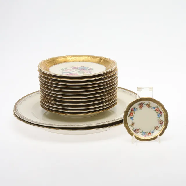 SERVISDELAR, 14+1 delar, "Chippendale", "Winifred", Rosenthal, 1930-50 tal. Tyskland.