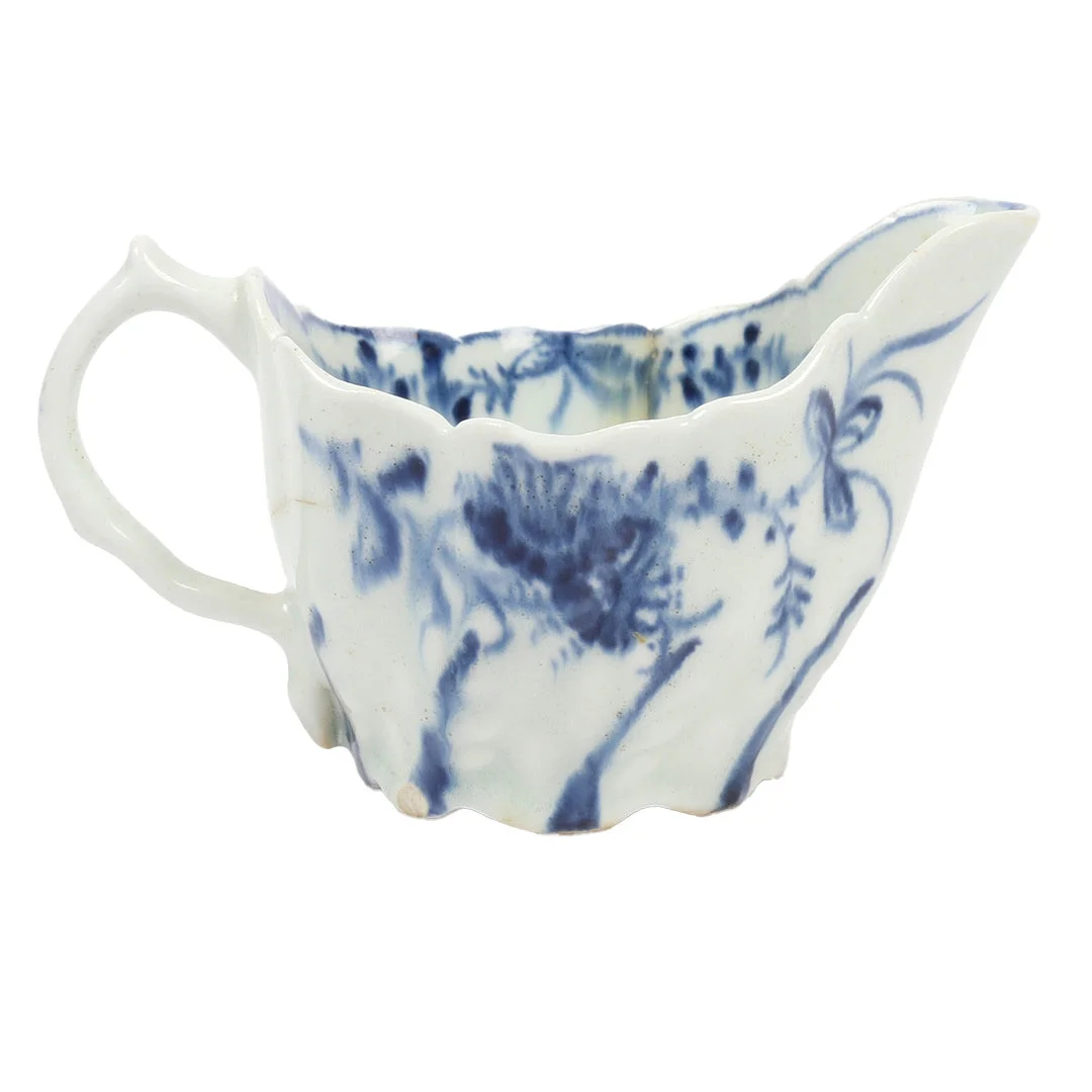 A LOWESTOFT LOW CHELSEA EWER. — European — Bishop & Miller