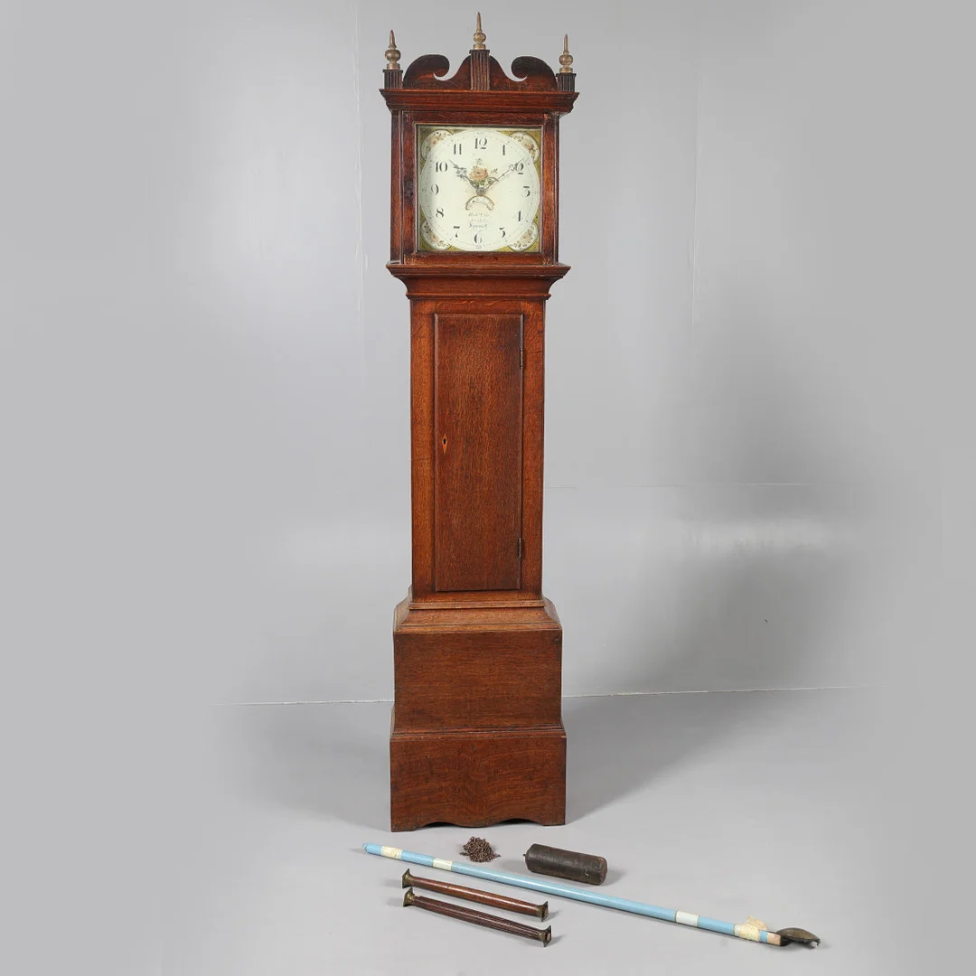 AN 18TH CENTURY OAK CASED LONGCASE CLOCK BY RICHARD COLE OF IPSWICH. — Longcase clocks — Bishop & Miller