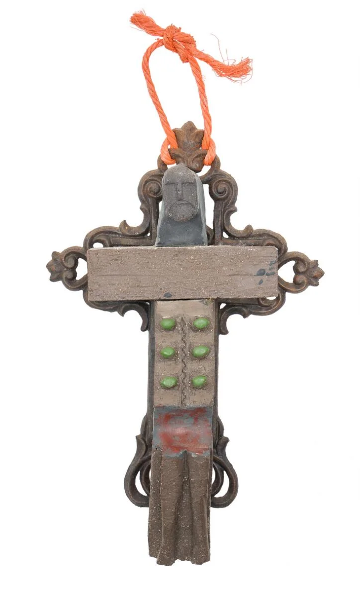 Christ. Unsigned. Stoneware and metal. H. 30. W. 20 cm. — Modern Sculptures/Modern art — Bruun Rasmussen