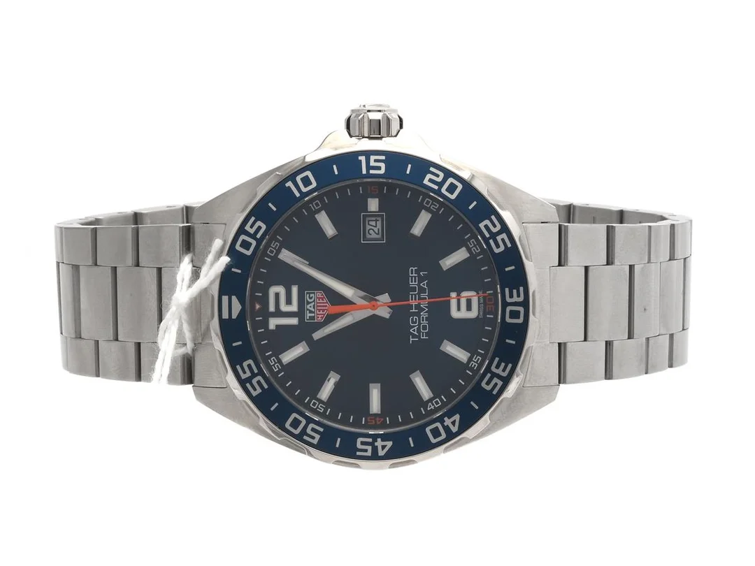 Tag Heuer, Formula 1, herrur, stål, quartz, 43mm, Refnr: WAZ1010, Snr: WQQ9682, safirglas, datum, viklås, cert nov-22, nyskick, box & ytterkartong — Klockor/Heuer — Kaplans
