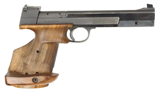 PI, Halvautomat, fabrikat Hämmerli, modell 208, kaliber .22LR, tillv.nr G33558, se-nr SE0182805.
