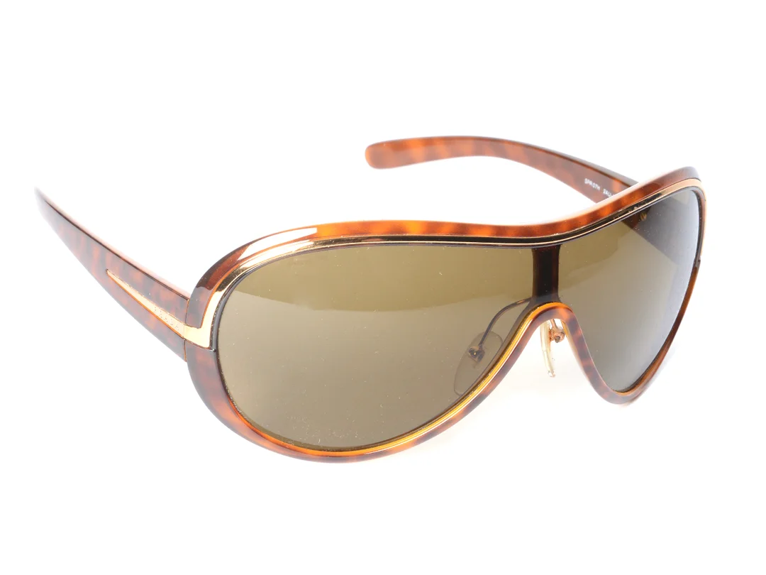 SOLGLASÖGON, PRADA, SPR 07H, 2AU, bruna bågar, bruna glas, eui, ytterkartong. — Accessoarer/Solglasögon — Kaplans