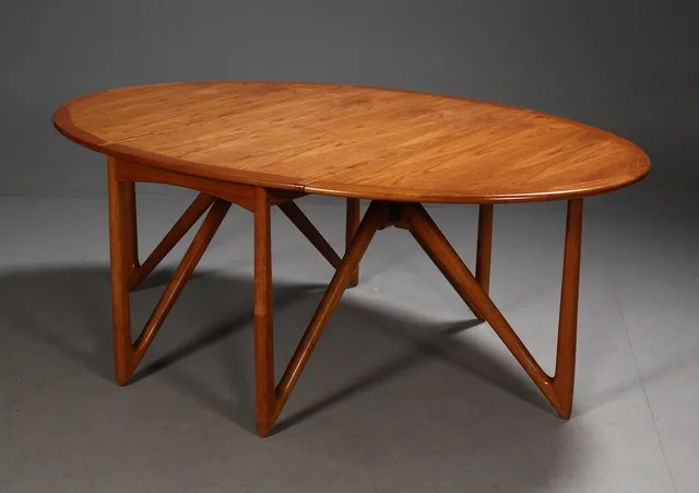 Niels Kofoed. Vintage 'Drop Leaf Table' in teak, Model 304