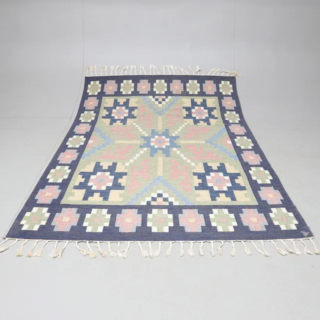 ERIK LUNDBERG. Matta, rölakan, Vävaregården, Eringsboda, signerad, 300 x 200 cm.