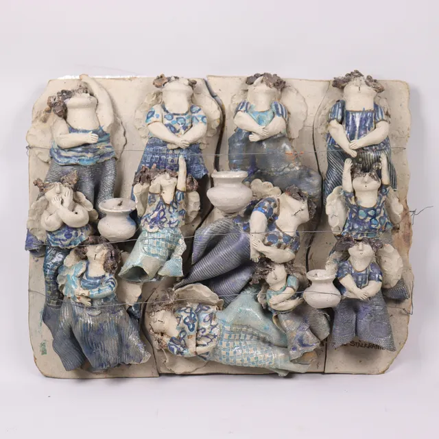 AMIE STÅLKRANTZ (F 1930). väggskulptur i keramik, änglar i relief.