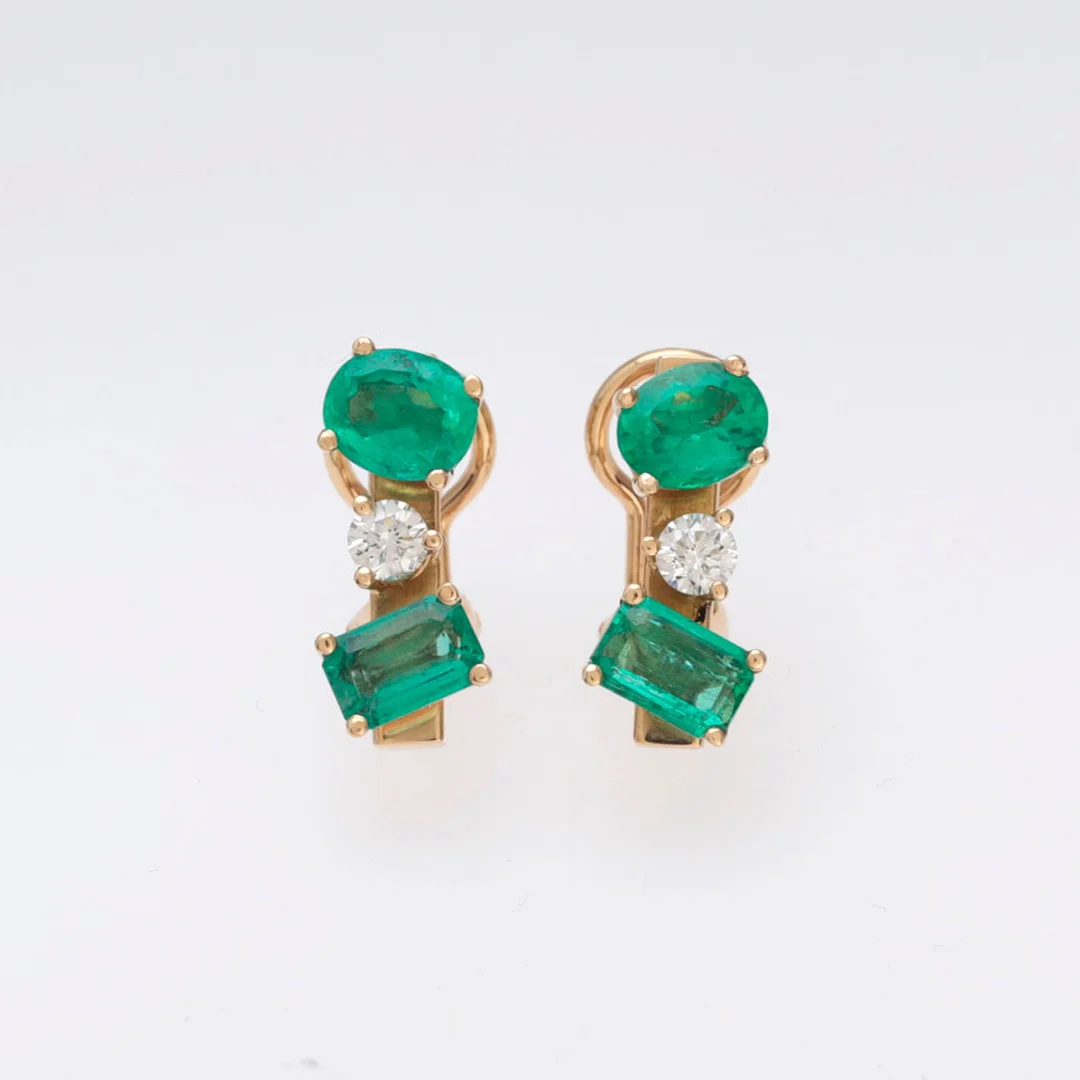 Emeralds and diamonds earrings. — Earrings — Balclis