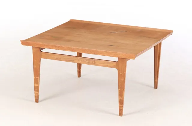 Finn Juhl for France & Son. Solid teak coffee table, 1950-60s
