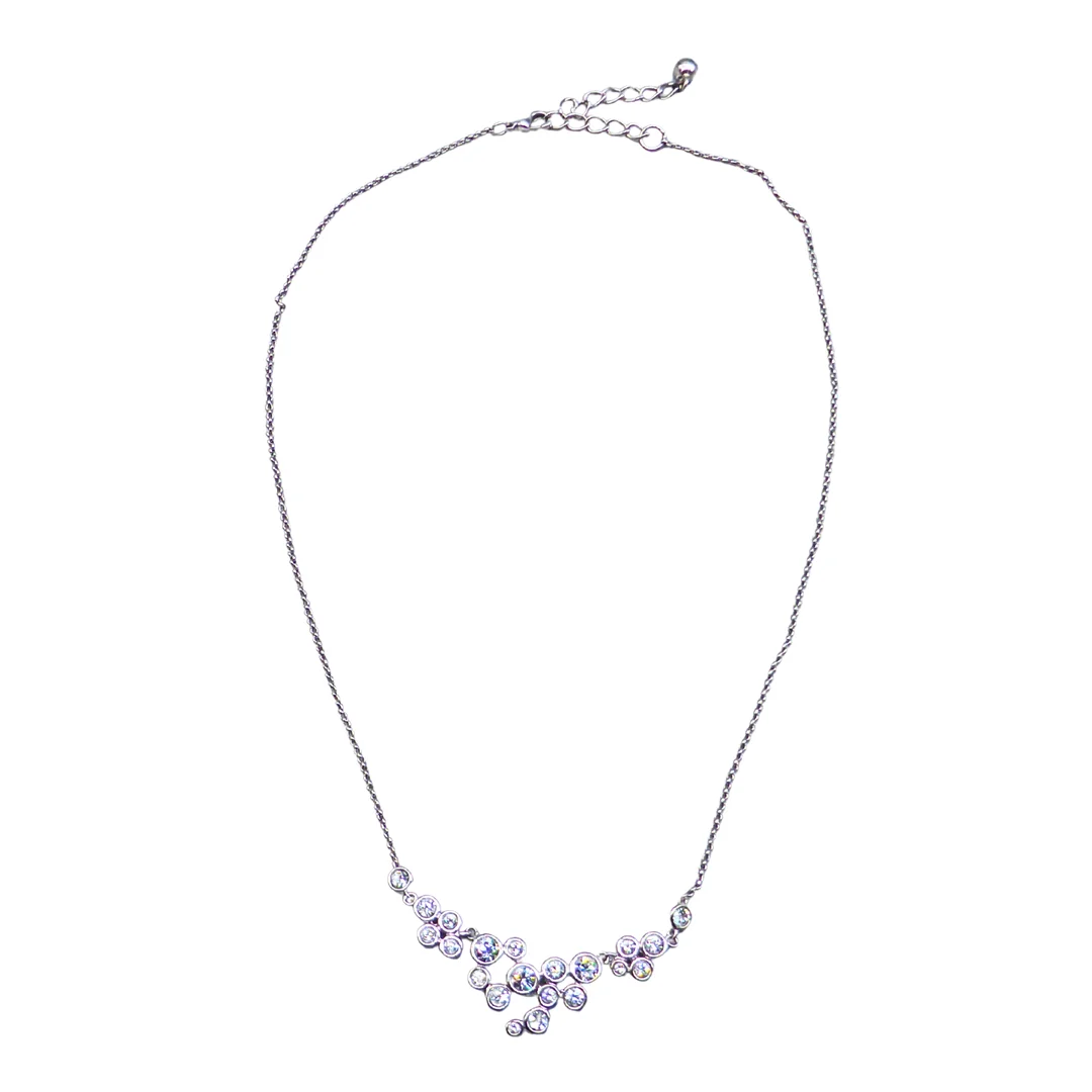 GLIEDERHALSKETTE MIT RUNDEN KRISTALLEN. — Necklace — Auktionshaus Stuber's Hammerschlag