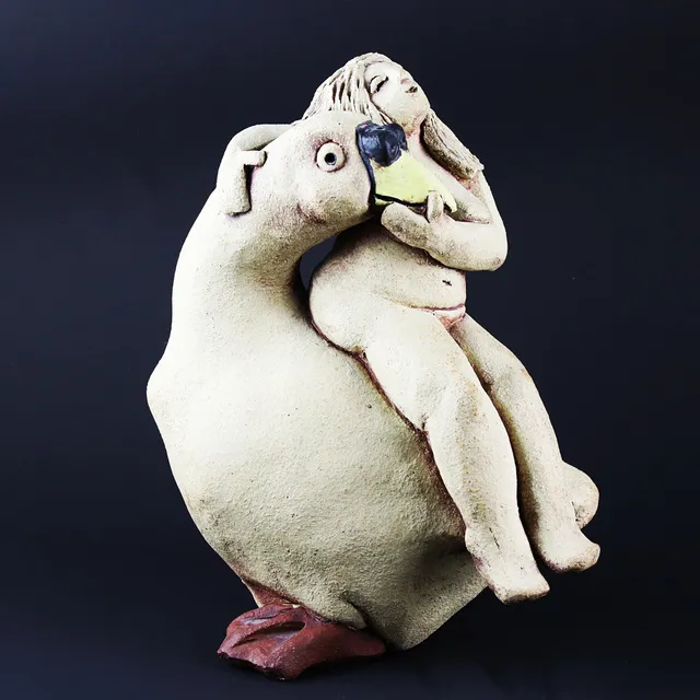 KLAS-GÖRAN KLAESSON. Skulptur, gås och flicka, keramik, märkt Klase JR. Höganäs.