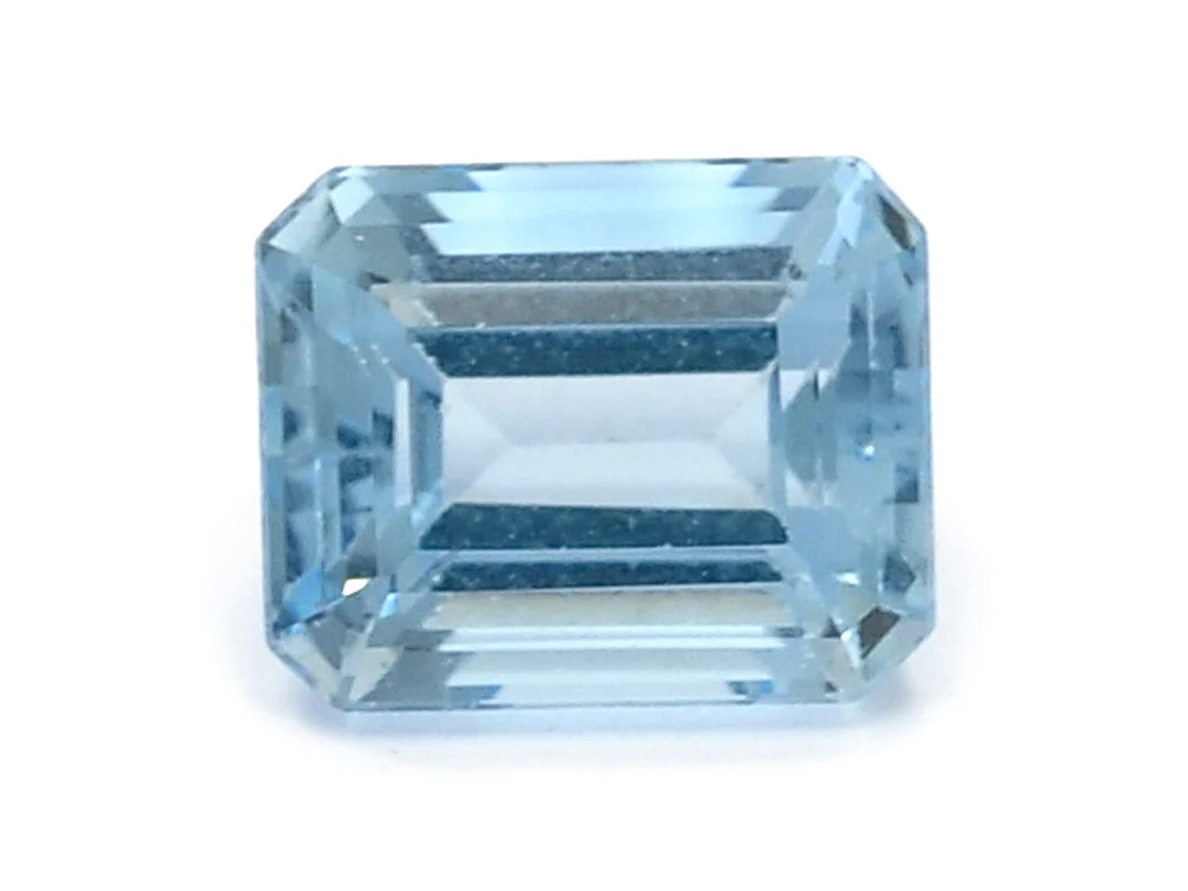 AKVAMARIN, 3,5 ct, ca 10 X 8 X 6 mm. — Ädelstenar/Akvamarin — Kaplans