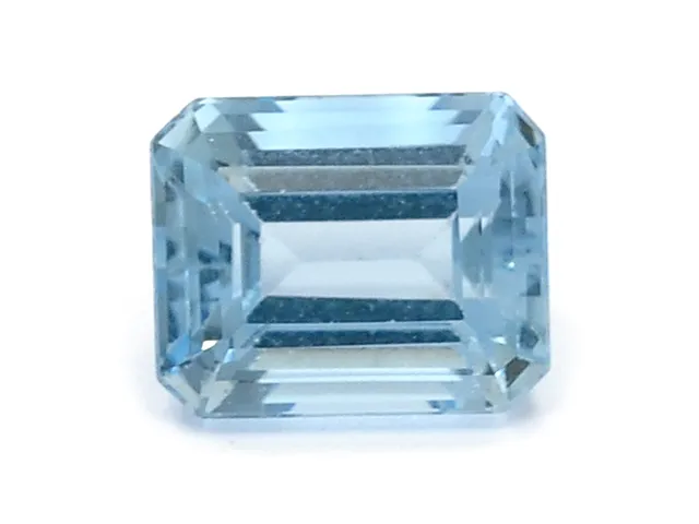 AKVAMARIN, 3,5 ct, ca 10 X 8 X 6 mm.